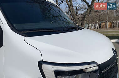 Грузовой фургон Renault Master 2020 в 