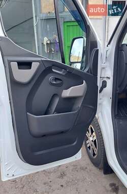 Микроавтобус Renault Master 2016 в 