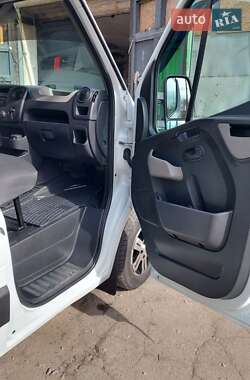 Микроавтобус Renault Master 2016 в 