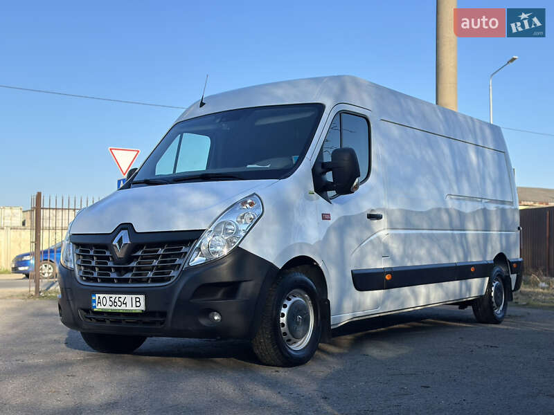 Грузовой фургон Renault Master 2016 в 