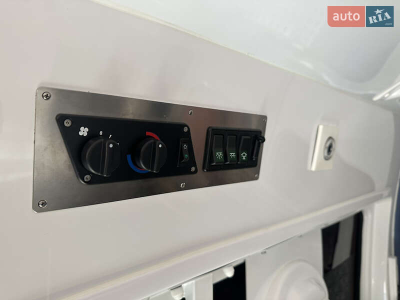 Автомобіль швидкої допомоги Renault Master 2020 в Києві фото 25 Автомобіль швидкої допомоги Renault Master 2020 в Києві