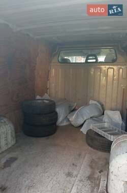 Вантажний фургон Renault Master 2001 в 