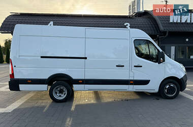 Грузопассажирский фургон Renault Master 2017 в 