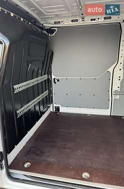Грузовой фургон Renault Master 2021 в 