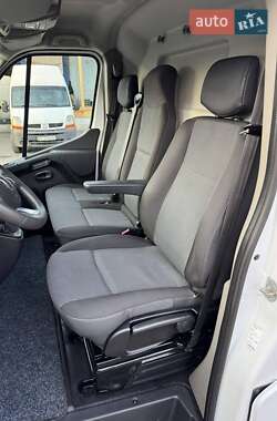 Грузовой фургон Renault Master 2021 в 