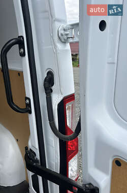 Грузовой фургон Renault Master 2021 в 