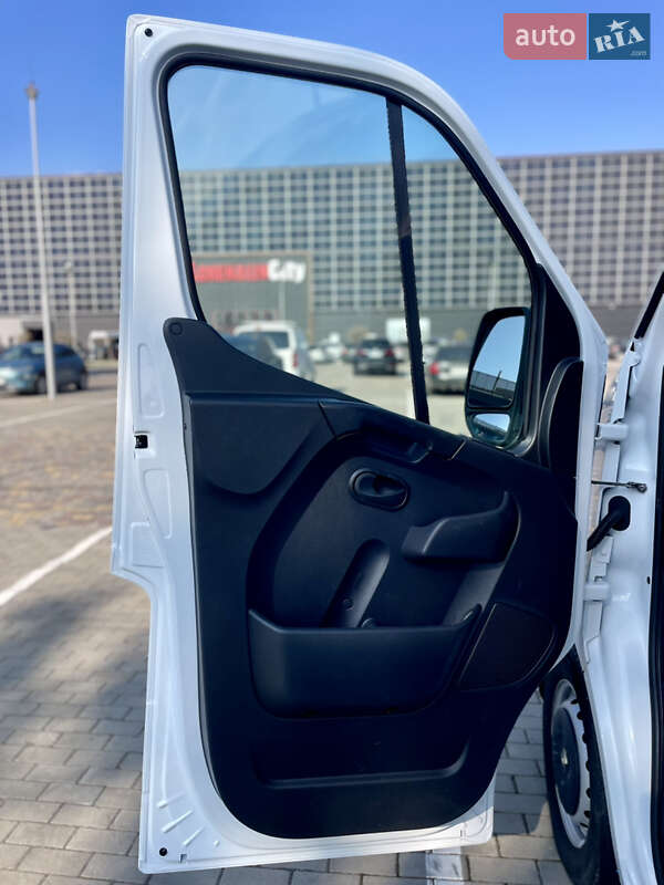 Грузовой фургон Renault Master 2020 в Луцке