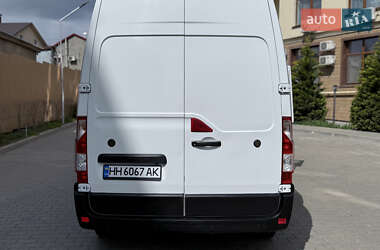 Грузопассажирский фургон Renault Master 2016 в 