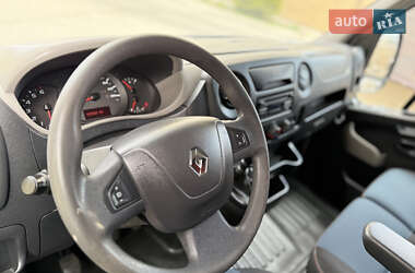 Грузопассажирский фургон Renault Master 2016 в 