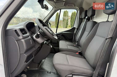 Вантажний фургон Renault Master 2021 в 