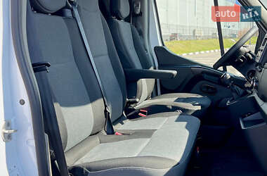 Грузовой фургон Renault Master 2019 в 