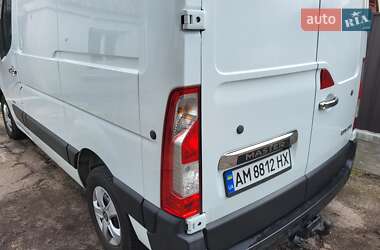 Грузовой фургон Renault Master 2015 в 