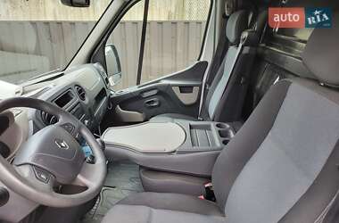 Грузовой фургон Renault Master 2015 в 