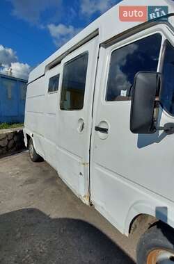 Грузовой фургон Renault Master 1992 в 