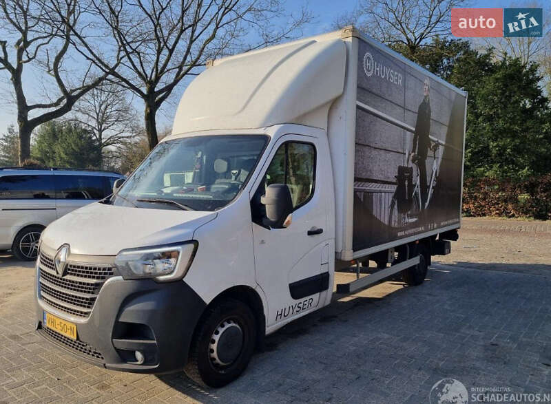 Вантажний фургон Renault Master 2021 в Львові