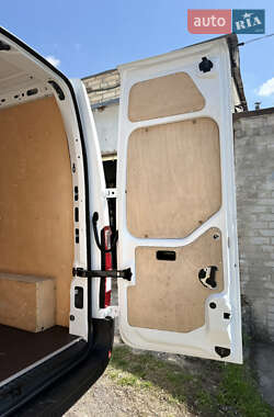 Грузовой фургон Renault Master 2020 в 