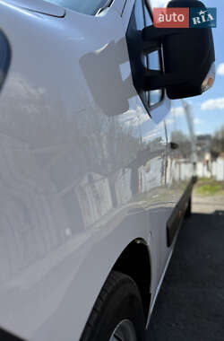 Грузовой фургон Renault Master 2020 в 