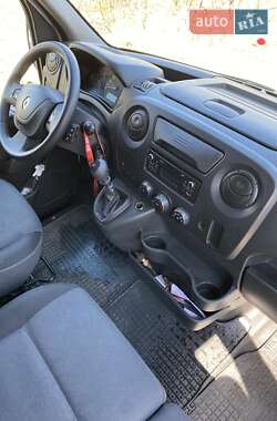 Грузовой фургон Renault Master 2019 в 