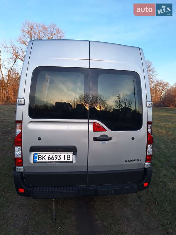 Мінівен Renault Master 2020 в Бобровиці