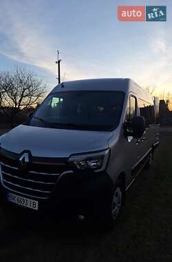 Мінівен Renault Master 2020 в Бобровиці