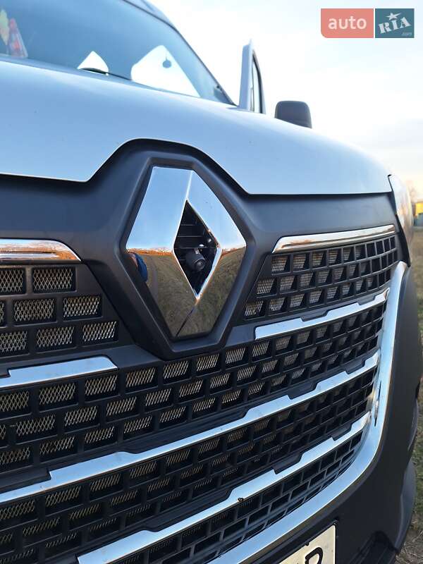 Мінівен Renault Master 2020 в Бобровиці
