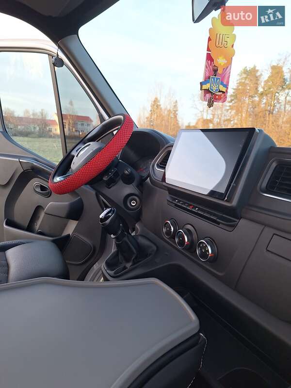 Мінівен Renault Master 2020 в Бобровиці
