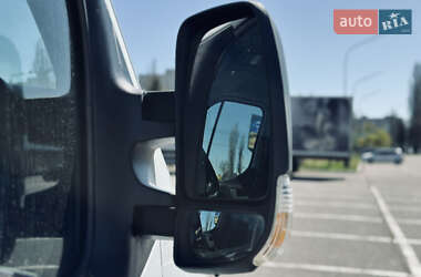Грузовой фургон Renault Master 2016 в 