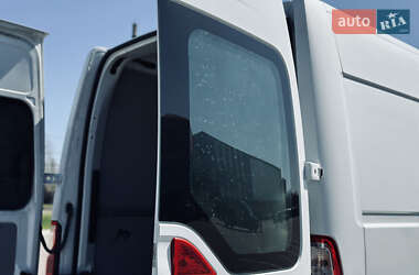 Грузовой фургон Renault Master 2016 в 