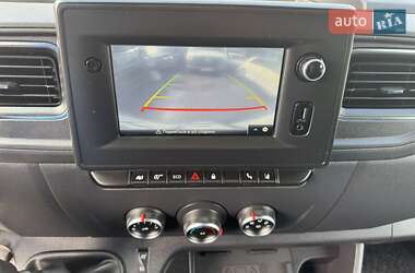 Грузовой фургон Renault Master 2021 в 