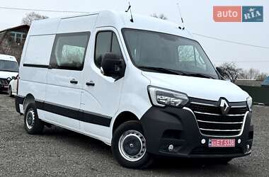 Грузовой фургон Renault Master 2021 в 