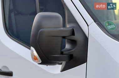 Вантажний фургон Renault Master 2021 в 