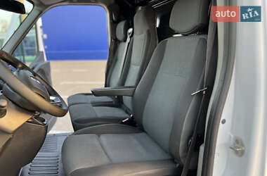 Вантажний фургон Renault Master 2021 в 