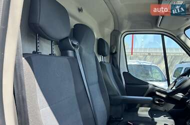 Вантажний фургон Renault Master 2020 в 
