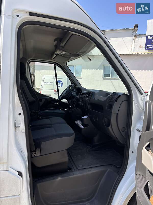 Вантажний фургон Renault Master 2017 в Києві