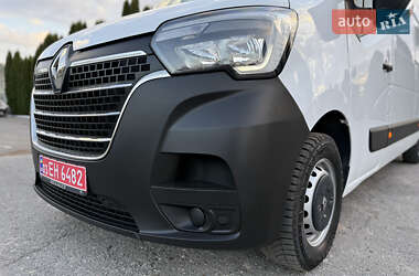 Вантажний фургон Renault Master 2021 в 