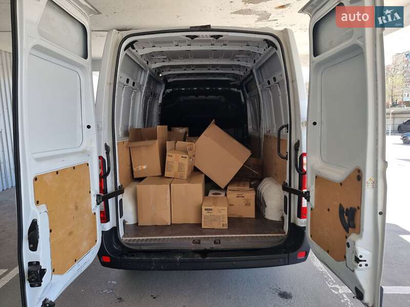 Вантажний фургон Renault Master 2022 в Чернігові