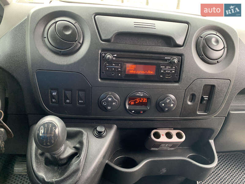 Грузовой фургон Renault Master 2017 в Владимире