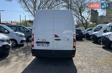 Грузовой фургон Renault Master 2021 в 