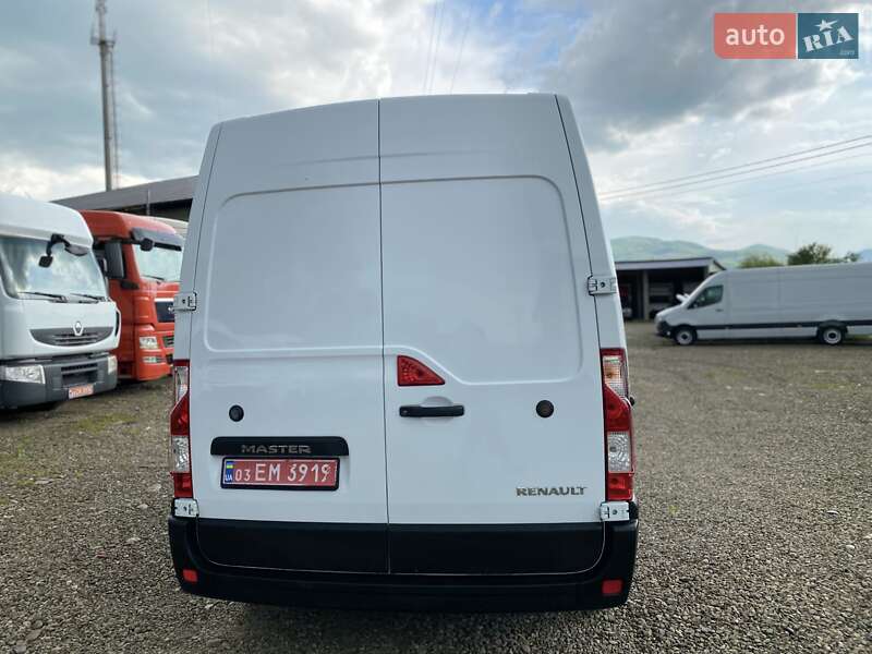 Вантажний фургон Renault Master 2018 в Хусті