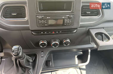 Грузовой фургон Renault Master 2019 в 