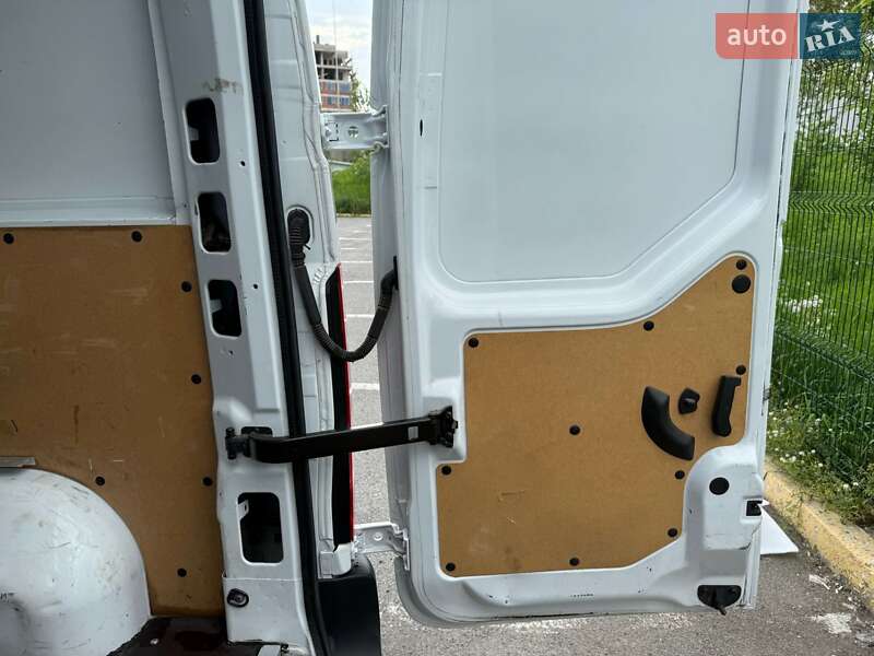 Вантажний фургон Renault Master 2023 в Ужгороді фото 76 Вантажний фургон Renault Master 2023 в Ужгороді