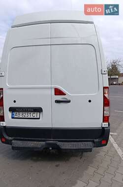 Грузовой фургон Renault Master 2015 в 