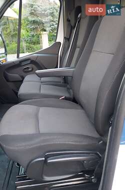 Грузовой фургон Renault Master 2021 в 