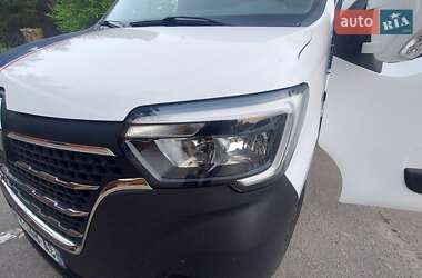 Грузовой фургон Renault Master 2021 в 