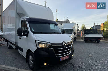 Грузовой фургон Renault Master 2022 в 