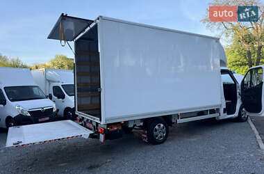 Грузовой фургон Renault Master 2022 в 