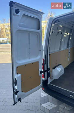 Грузовой фургон Renault Master 2021 в 