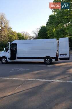 Грузовой фургон Renault Master 2018 в 