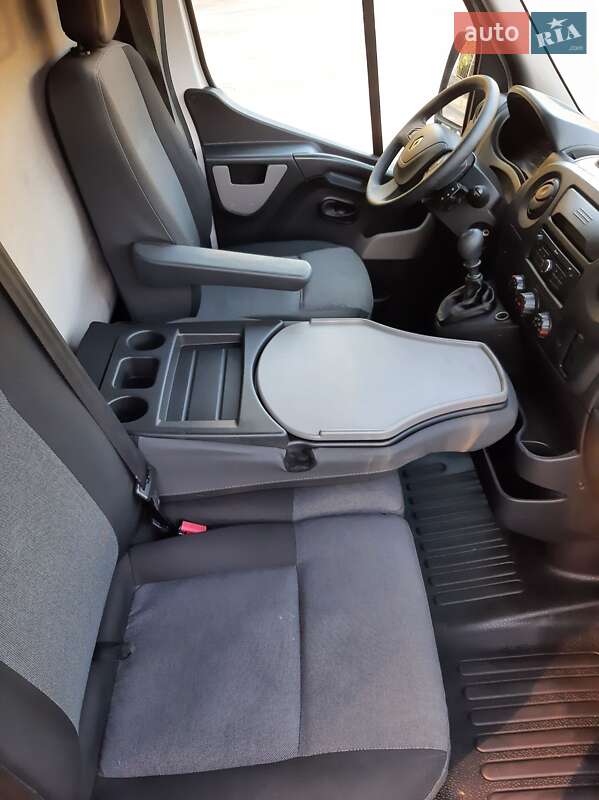 Грузовой фургон Renault Master 2018 в Полтаве