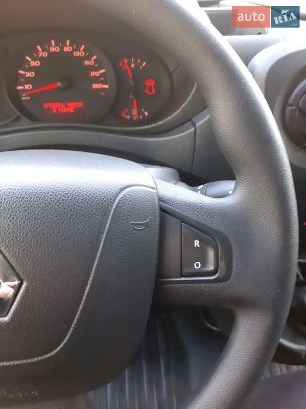 Грузовой фургон Renault Master 2018 в Полтаве